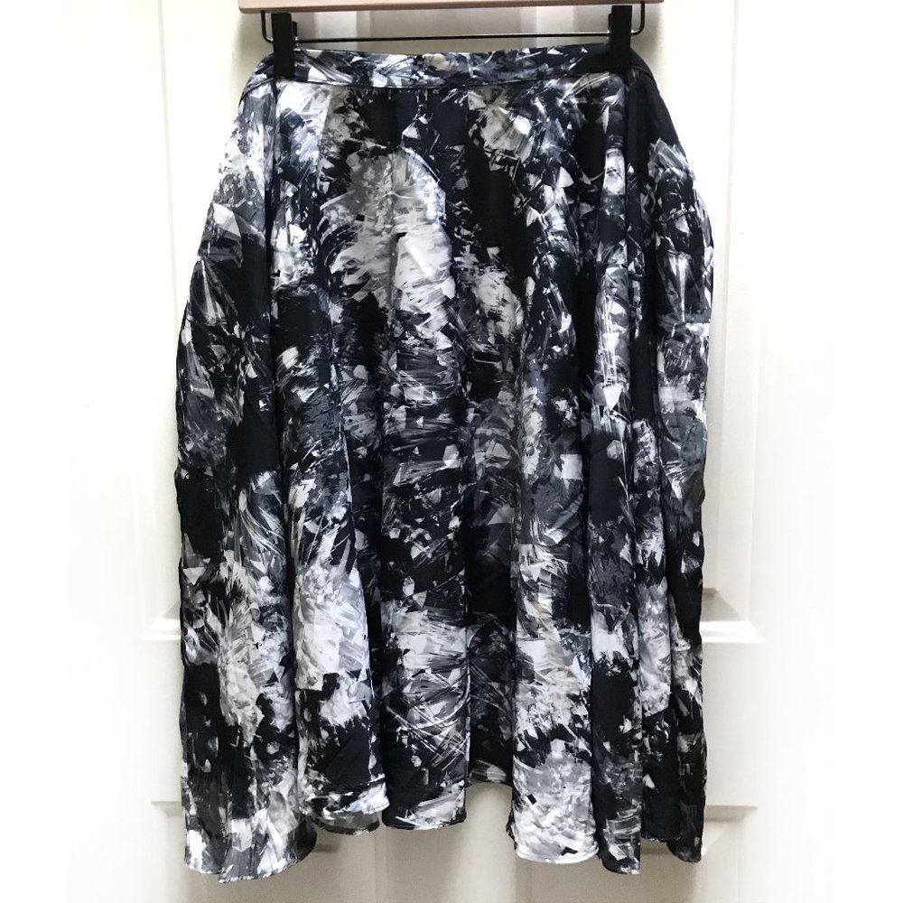 Bea & Dot Modcloth black Ikebana Circle Skirt 4X